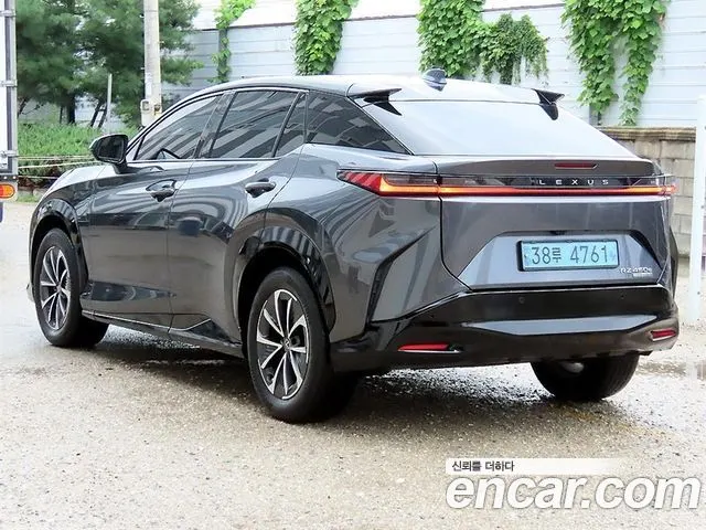 LEXUS RZ450E 2023 — 62 770 км, бирюзовый, Корея — под ключ — фото 3