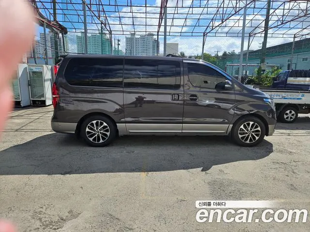 HYUNDAI GRAND STAREX 2019 — 162 225 км, коричневый, Корея — под ключ — фото 6