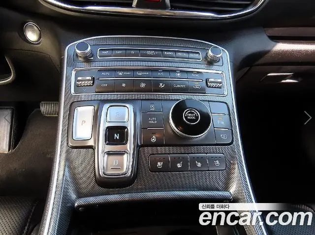 HYUNDAI SANTA FE 2021 — 108 872 км, серебристо-серый, Корея — под ключ — фото 10