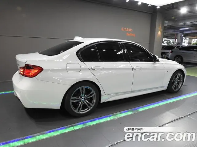 BMW 3 SERIES 2015 — 158 511 км, белый, Корея — под ключ — фото 2