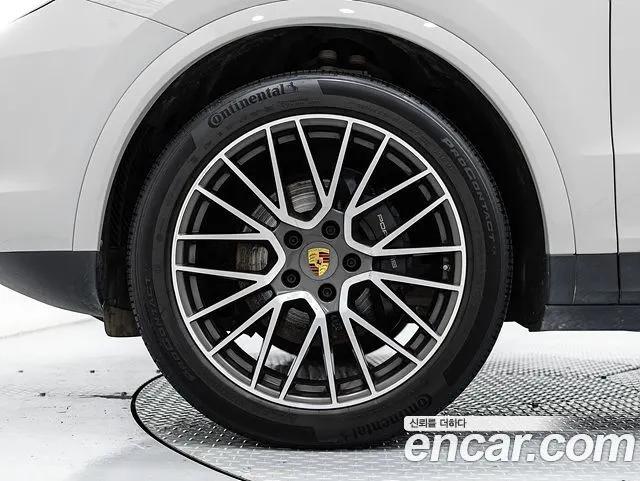 PORSCHE CAYENNE 2021 — 21 480 км, белый-перламутр, Корея — под ключ — фото 5