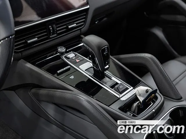 PORSCHE CAYENNE 2021 — 21 480 км, белый-перламутр, Корея — под ключ — фото 9
