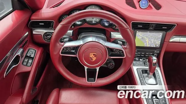 PORSCHE 911 2017 — 53 470 км, серебристо-серый, Корея — под ключ — фото 12