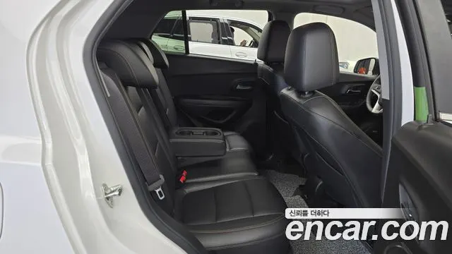 CHEVROLET TRAX 2018 — 21 229 км, белый, Корея — под ключ — фото 11