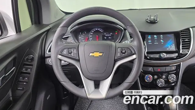 CHEVROLET TRAX 2018 — 21 229 км, белый, Корея — под ключ — фото 12