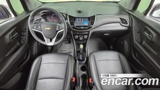 CHEVROLET TRAX 2018 — 21 229 км, белый, Корея — под ключ — фото 7
