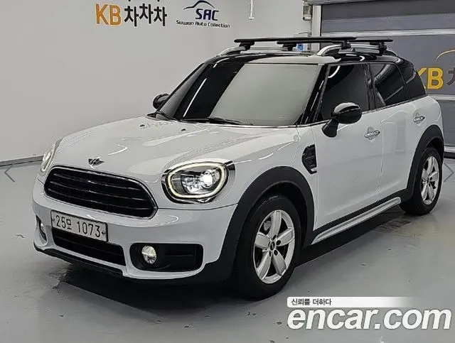 MINI COOPER D COUNTRYMAN 2018 — 151 451 км, белый, Корея — под ключ — фото 1