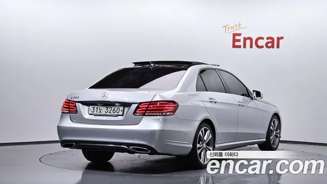 MERCEDES-BENZ E-CLASS W212 2014