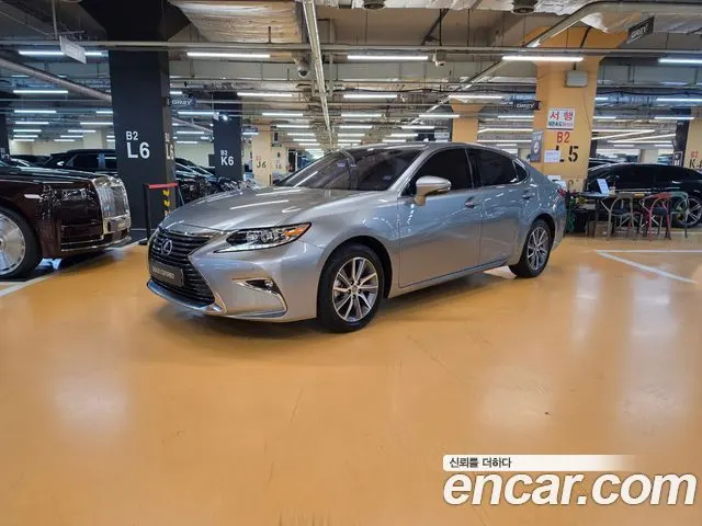 LEXUS ES300H — из Кореи под ключ