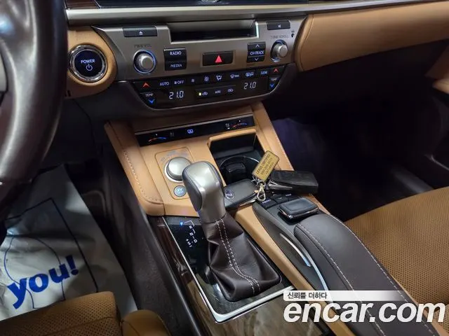 LEXUS ES300H 2016 — 93 642 км, светло-золотистый, Корея — под ключ — фото 9