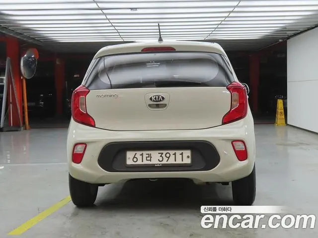 KIA MORNING 2018 — 62 065 км, белый-перламутр, Корея — под ключ — фото 3