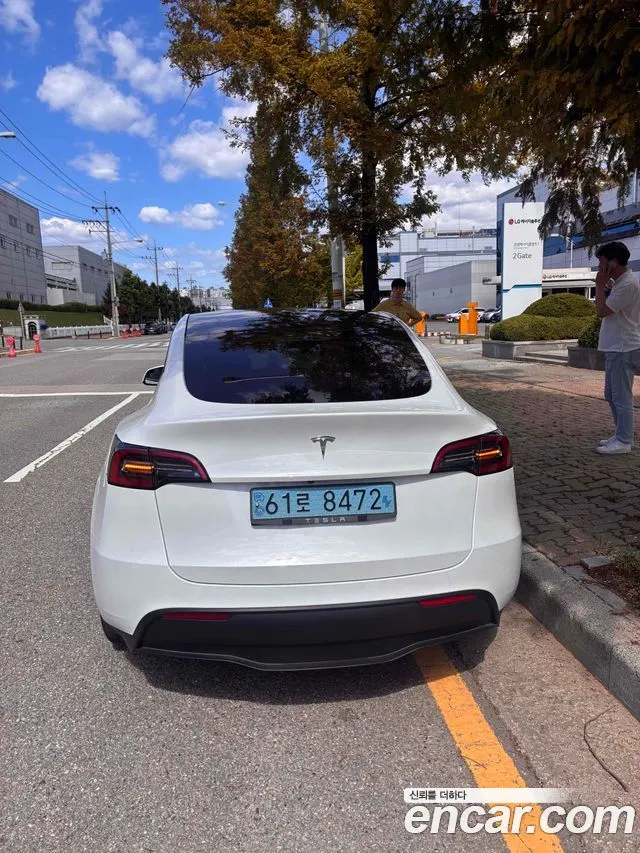 TESLA MODEL Y 2023 — 55 000 км, белый, Корея — под ключ — фото 4
