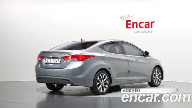 HYUNDAI AVANTE — из Кореи под ключ