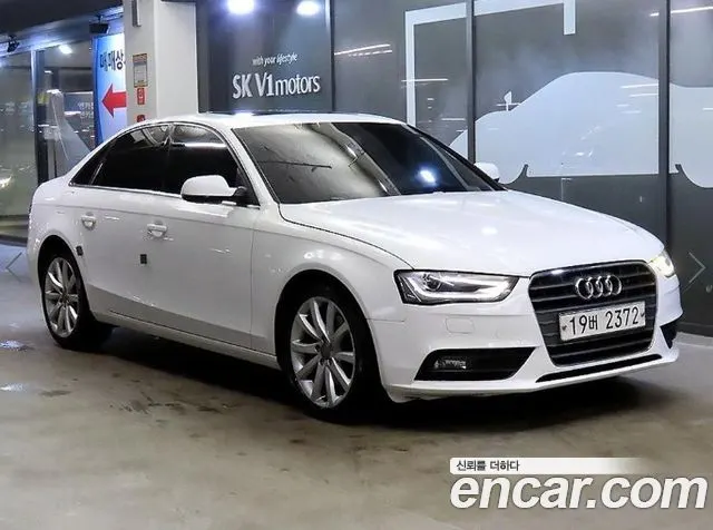 AUDI A4 2015 — 139 893 км, белый, Корея — под ключ — фото 2