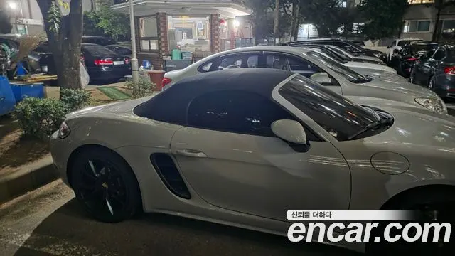PORSCHE 718 BOXSTER 2024 — 18 000 км, серебристо-серый, Корея — под ключ — фото 4