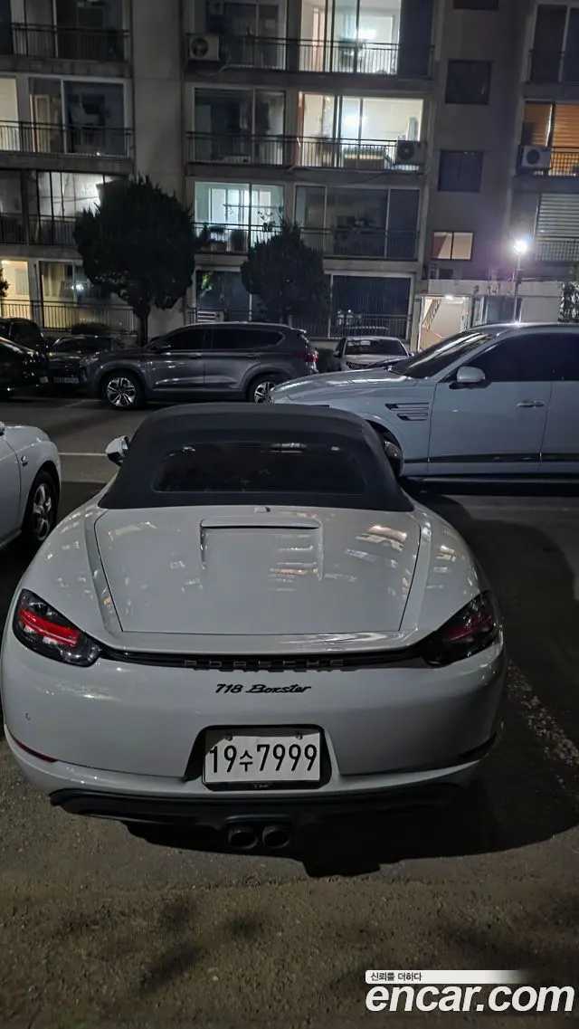 PORSCHE 718 BOXSTER 2024 — 18 000 км, серебристо-серый, Корея — под ключ — фото 8