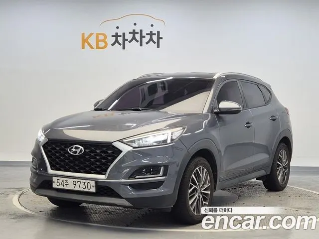 HYUNDAI TUCSON 2019 — 120 321 км, серый, Корея — под ключ — фото 1