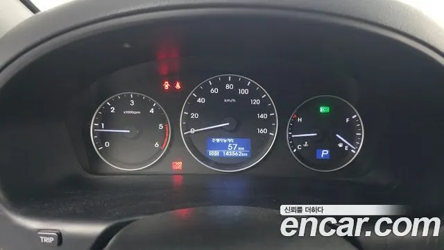 HYUNDAI GRAND STAREX 2017 — 143 562 км, серебристый, Корея — под ключ — фото 8