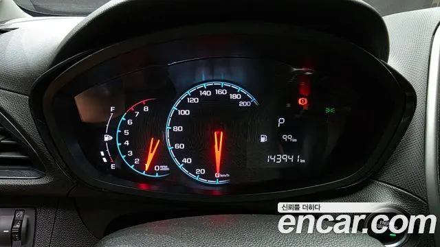 CHEVROLET SPARK 2018 — 143 940 км, белый-перламутр, Корея — под ключ — фото 8