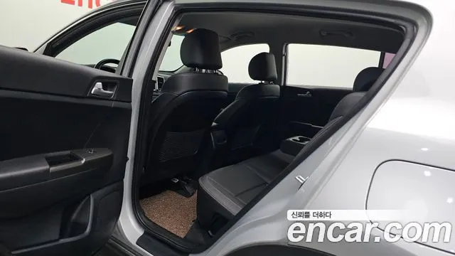KIA SPORTAGE THE BOLD 2020 — 15 300 км, серебристый, Корея — под ключ — фото 11