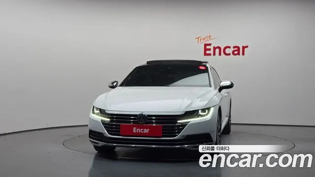 VOLKSWAGEN ARTEON 2019 — 90 444 км, белый, Корея — под ключ — фото 3