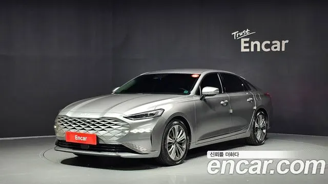 KIA K8 HYBRID 2023 — 133 495 км, серебристо-серый, Корея — под ключ — фото 1
