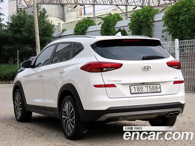 HYUNDAI TUCSON 2019 — 125 323 км, белый, Корея — под ключ — фото 3