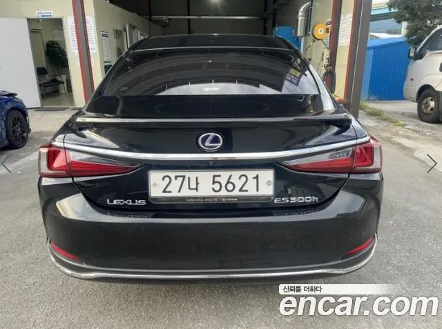 LEXUS ES300H 2019 — 179 517 км, чёрный, Корея — под ключ — фото 5
