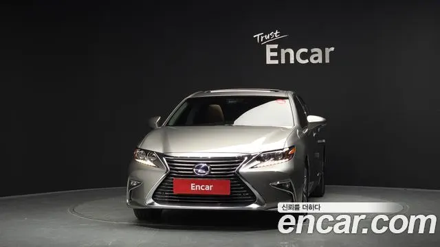 LEXUS ES300H 2018 — 66 086 км, серебристо-серый, Корея — под ключ — фото 3