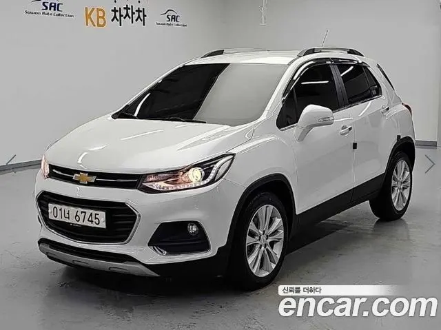 CHEVROLET TRAX 2019 — 65 693 км, белый, Корея — под ключ — фото 12