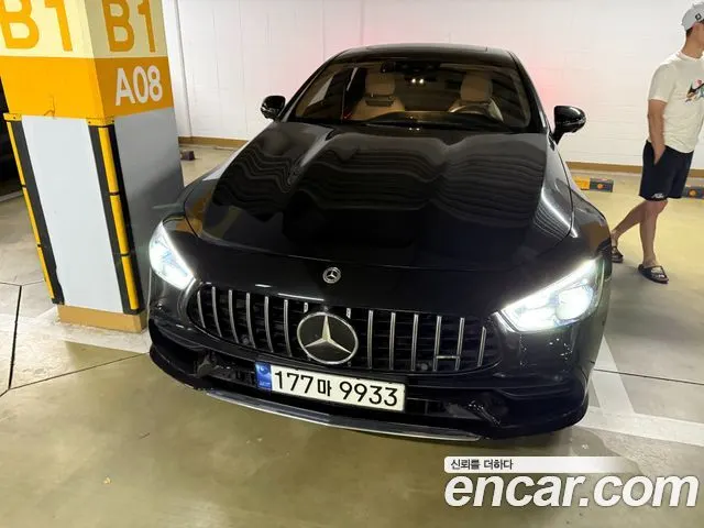 MERCEDES-BENZ AMG GT 2022