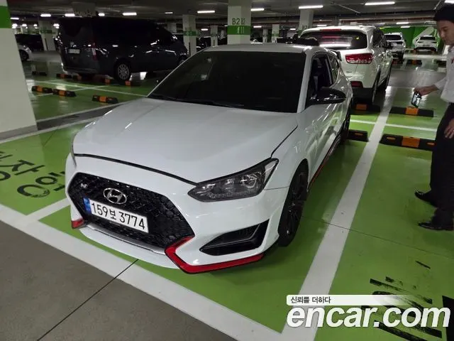 HYUNDAI VELOSTER — из Кореи под ключ