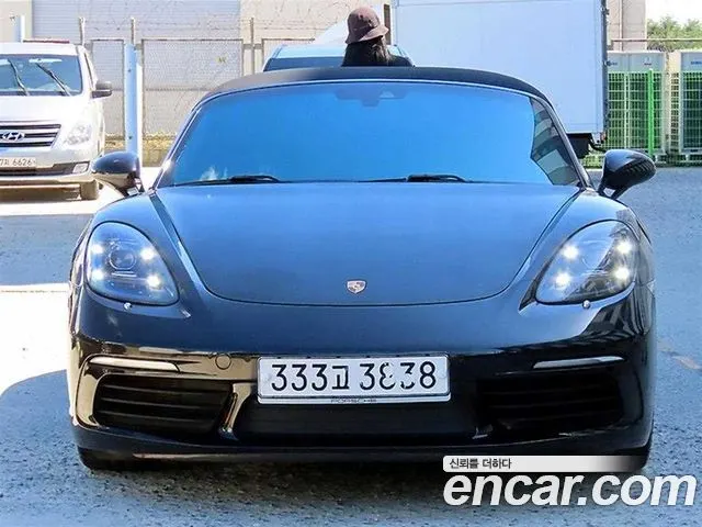 PORSCHE 718 BOXSTER 2018 — 105 561 км, чёрный, Корея — под ключ — фото 1