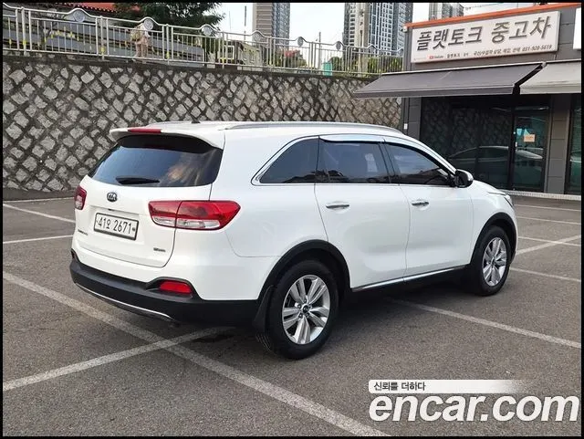 KIA SORENTO 2015 — 30 762 км, белый, Корея — под ключ — фото 2