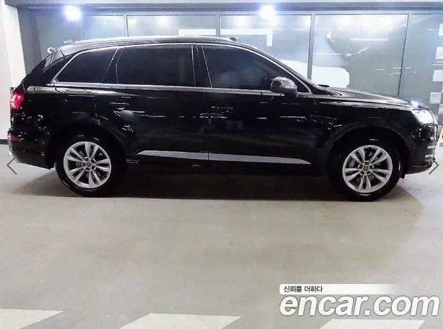 AUDI Q7 2016 — 115 522 км, чёрный, Корея — под ключ — фото 3