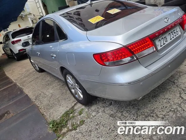 HYUNDAI GRANDEUR NEW LUXURY 2009 — 176 500 км, серебристый, Корея — под ключ — фото 4