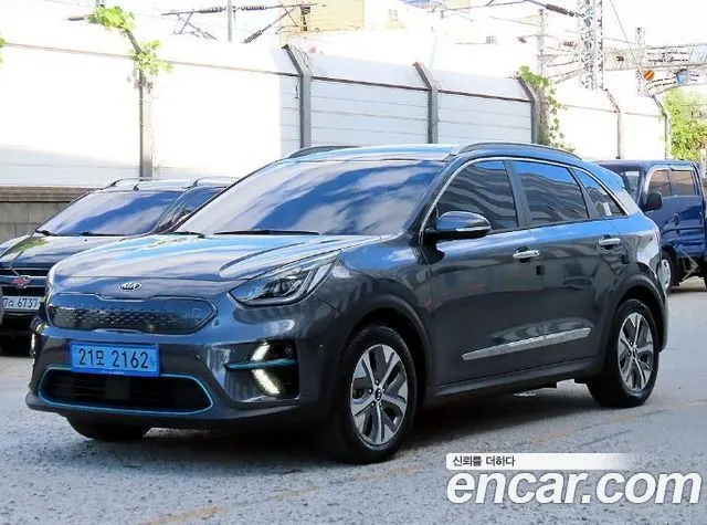 KIA NIRO 2019 — 113 523 км, серый, Корея — под ключ — фото 11