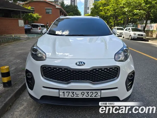 KIA SPORTAGE 2017 — 157 400 км, белый, Корея — под ключ — фото 3