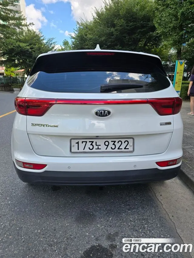 KIA SPORTAGE 2017 — 157 400 км, белый, Корея — под ключ — фото 4