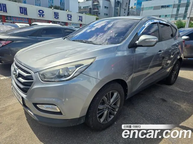 HYUNDAI TUCSON 2014 — 140 000 км, серый, Корея — под ключ — фото 3