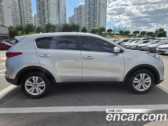 KIA SPORTAGE 2016 — 104 500 км, серебристый, Корея — под ключ — фото 5