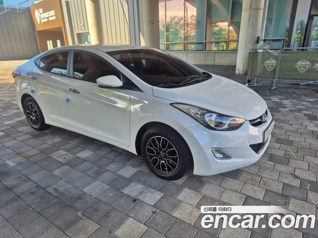 HYUNDAI AVANTE 2012 — 140 000 км, белый, Корея — под ключ — фото 8