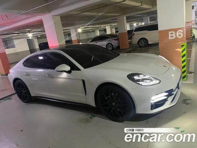 PORSCHE PANAMERA 2018 — 66 000 км, белый, Корея — под ключ — фото 3