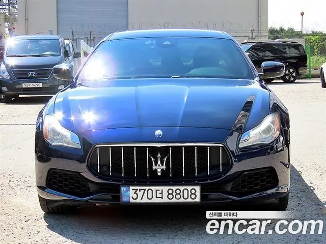 Maserati Quattroporte