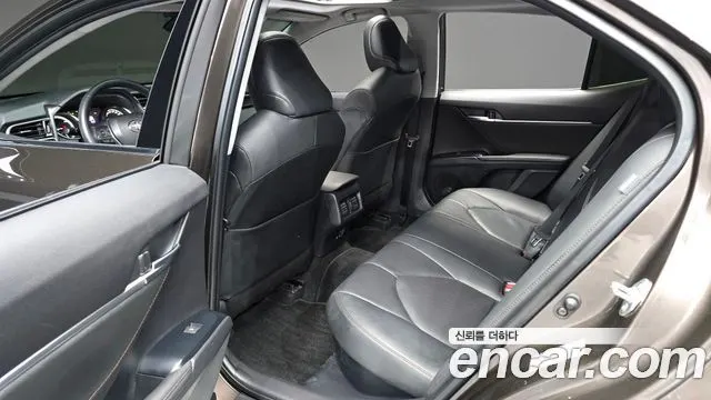 TOYOTA CAMRY 2018 — 28 876 км, коричневый, Корея — под ключ — фото 11