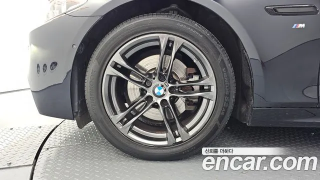 BMW 5 SERIES 2016 — 145 759 км, чёрный, Корея — под ключ — фото 5