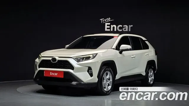TOYOTA RAV4 2019 — 64 645 км, белый, Корея — под ключ — фото 12