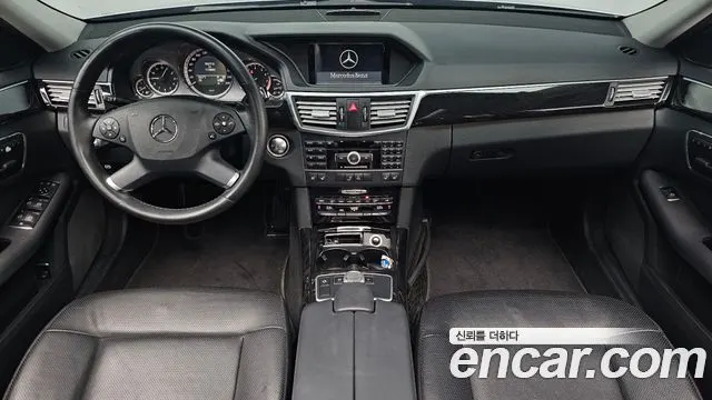 MERCEDES-BENZ E-CLASS W212 2011 — 113 002 км, серебристый, Корея — под ключ — фото 7