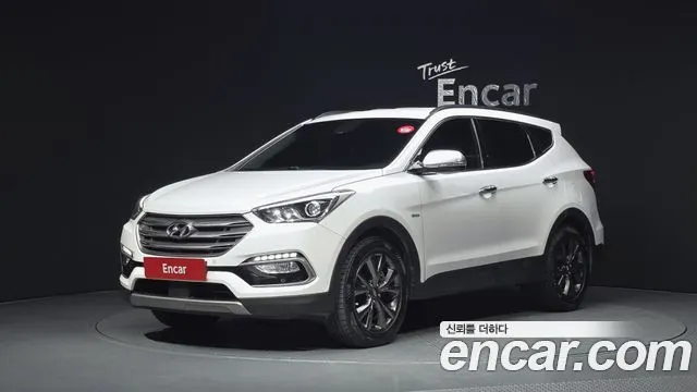 HYUNDAI SANTA FE 2017 — 154 870 км, белый, Корея — под ключ — фото 1