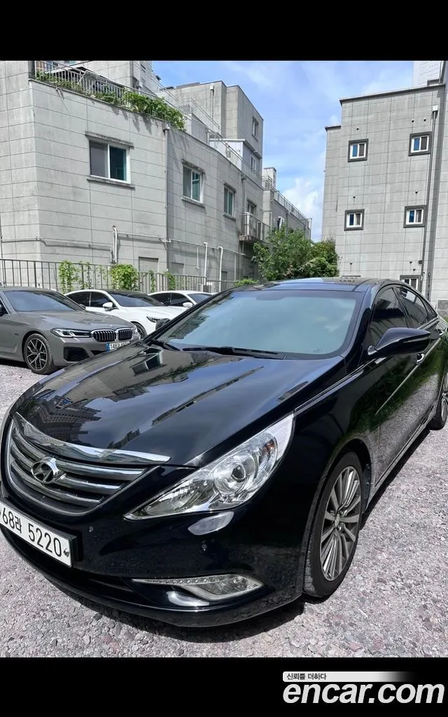 HYUNDAI SONATA THE BRILLIANT 2013 — 113 500 км, чёрный, Корея — под ключ — фото 1